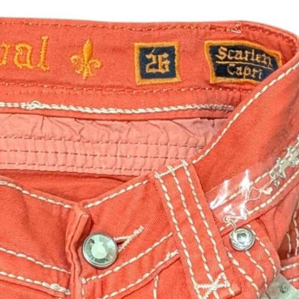 ROCK REVIVAL Scarlett Low Rise Rhinestone Flap Pocket Capri Women's 26 Y2K Bling